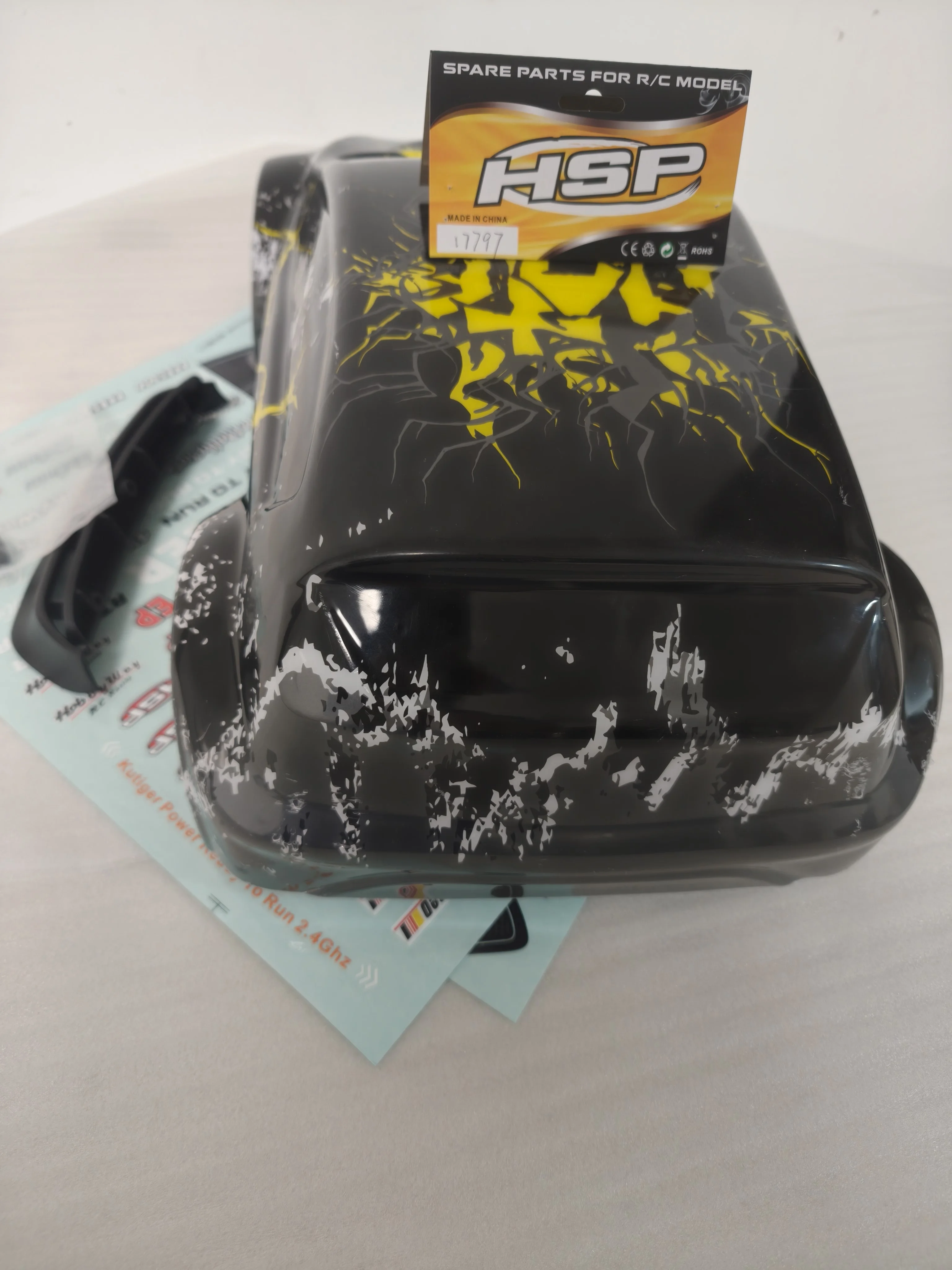 CZĘŚCI ZAMIENNE I AKCESORIA DO SAMOCHODÓW HSP RACING 1/10, KAROSERIA DO SAMOCHODÓW SZOSOWYCH 17797, PASUJE DO MODELU 94177