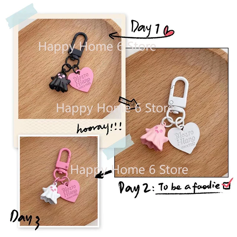 Little Ghost Keychain Halloween Ornaments Ghost Love Pendant Keyring Fashion Phone Charms Car Key Accessories For Friends Gifts