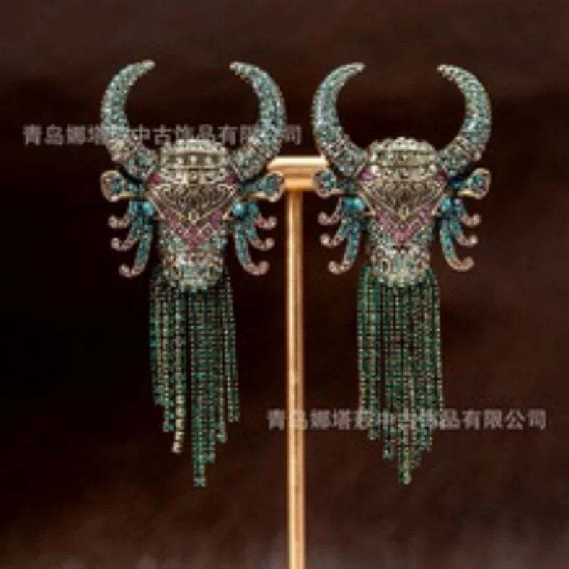 أقراط متوسطة الطراز الأوروبية والأمريكية، مجموعة مجوهرات شرابة رأس الثور العصرية والفاخرة، صناعة ثقيلة كاملة الماس