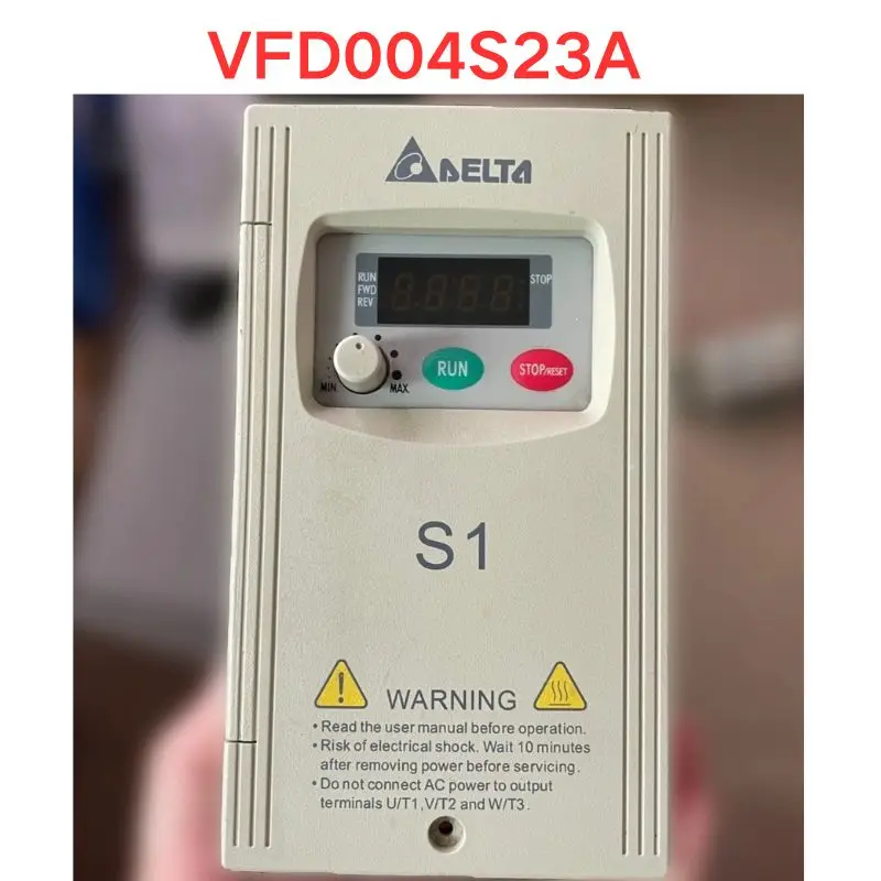 Second hand test OK VFD004S23A frequency converter