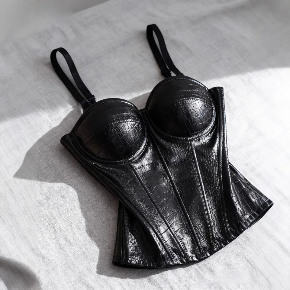 

Women Sleeveless Tops Sexy PU Leather Crop Camis Tops Hot Girl Style Bodycon Leather Sling Vests Fashion Fish For 2026