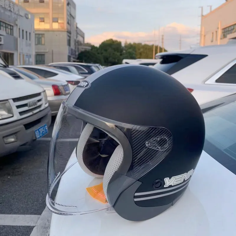 Casco Universal para vehículo eléctrico para hombres y mujeres, 55-60cm, calor de invierno, anticaída, casco de seguridad integral, accesorios para motocicleta