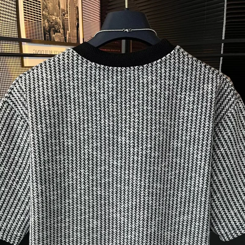 Spring And Autumn Men'S Short Sleeve Knitted Sweater Round Neck Jacquard Houndstooth Thickened Base Shirt Fashion Top