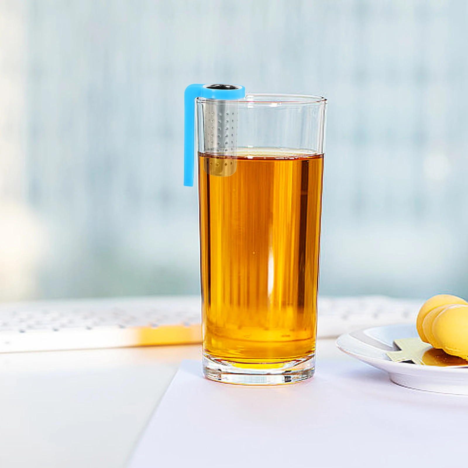 

Stainless Steel Tea Infuser Reusable Loose Leaf Mesh Tea Filter Tea Strainer with Handle (Random Color)