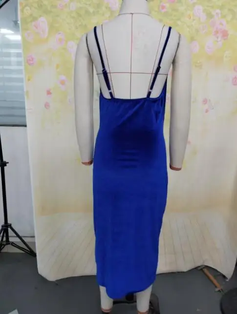 Fashionable high-end slim fit mid length split velvet tight dress, new women's clothing for summer 2025