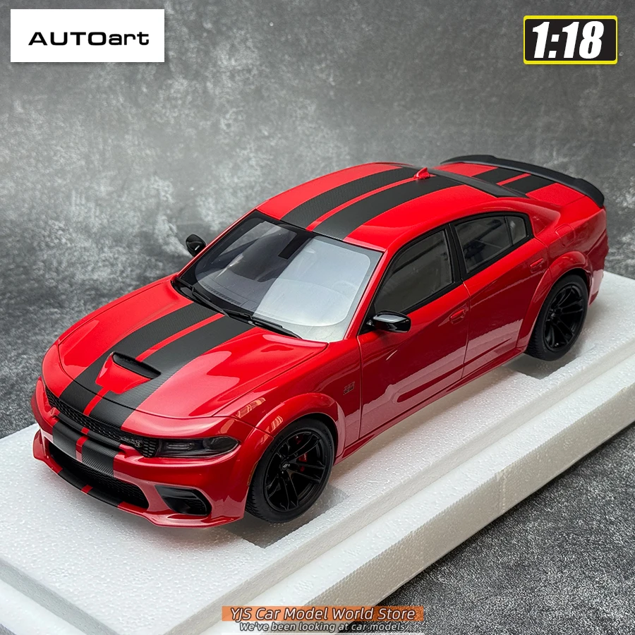 

AUTOART 1/18 Модель автомобиля Dodge Charger SRT Scat Pack Widebody. Отправить другу. Для личной коллекции. Статическая модель.