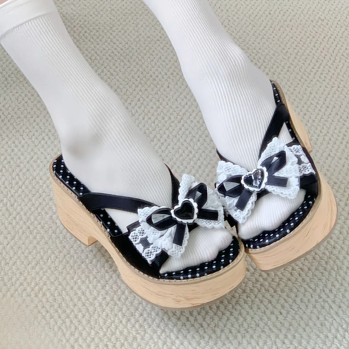 Lolita Sandali giapponesi Scarpe con plateau Innalzamento Kawaii Bow Platform Versione Zoccoli Scarpe Ragazze Cos Sandali per donna Originali
