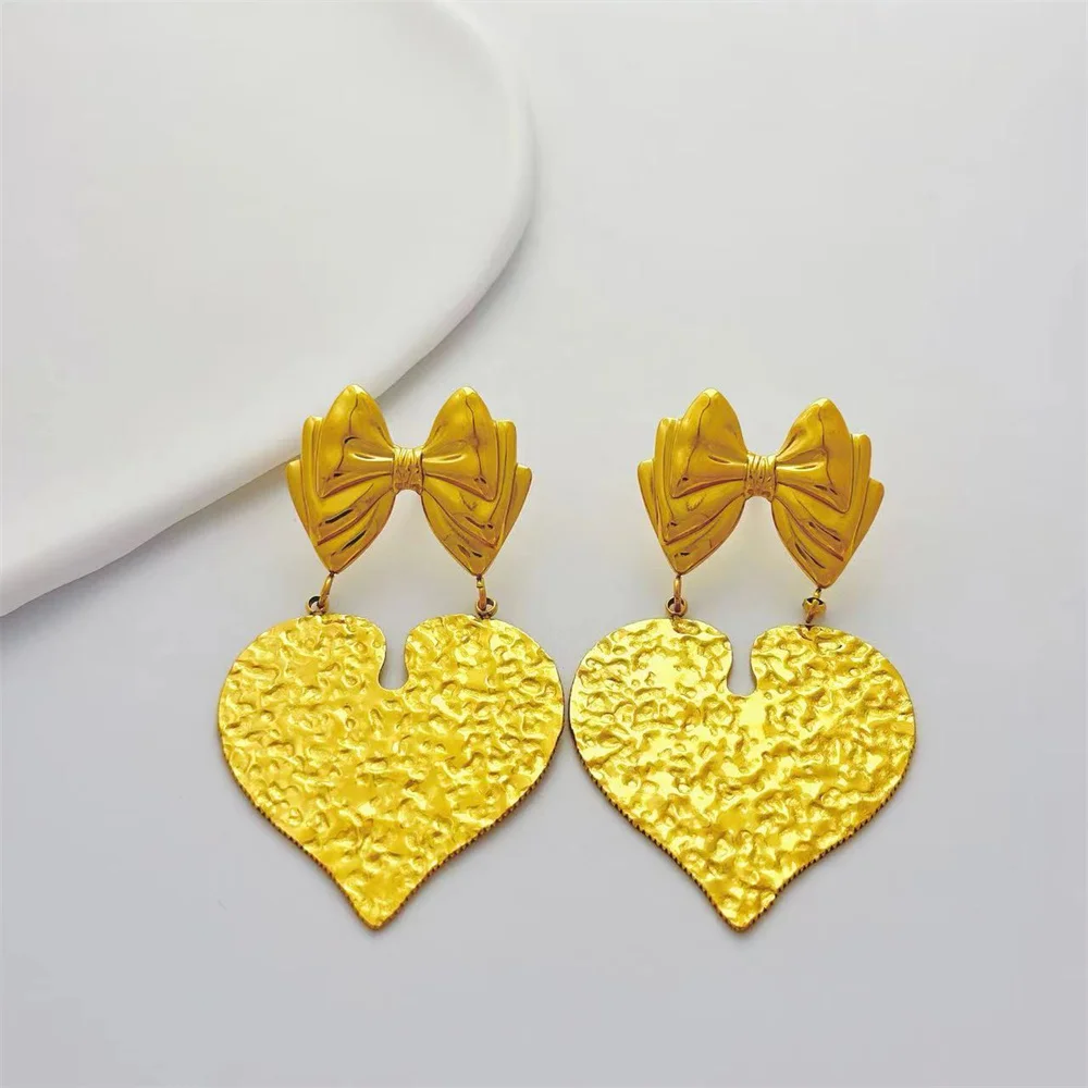 Texture pattern bow heart Stainless Steel Earrings High Quality Jewelry Simple and Stylish Retro Style Cute Hypoallergenic