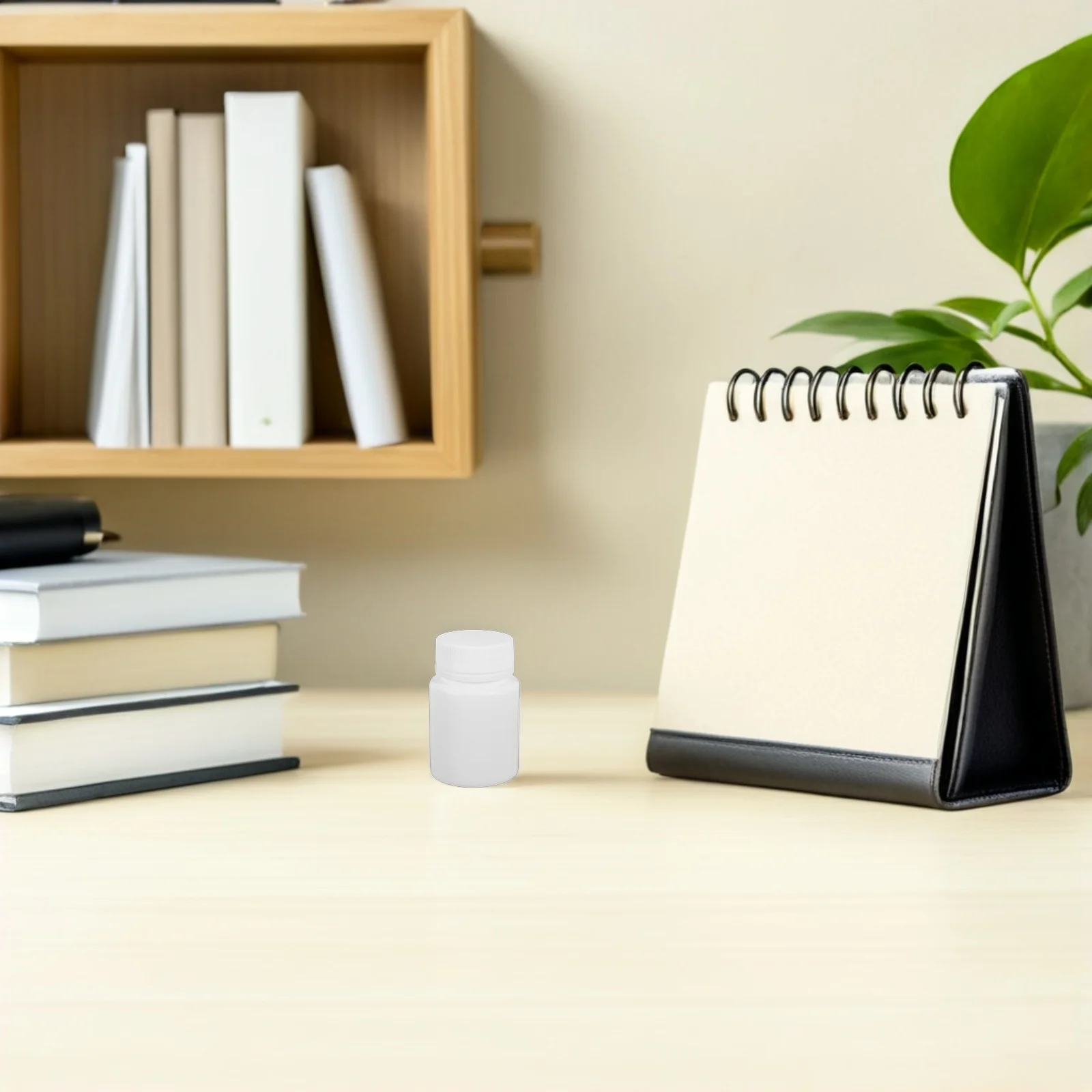 

100 шт. белых флаконов для таблеток объемом 50 мл с герметичной завинчивающейся крышкой, прочные пластиковые контейнеры для лекарств из полиэтилена для путешествий и домашнего использования