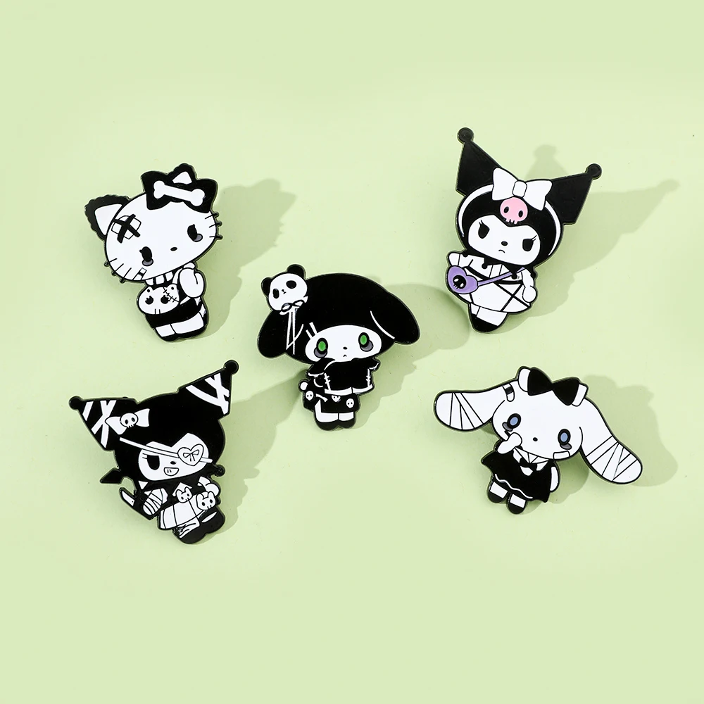 دبابيس طية صدر السترة كاواي الكرتونية ، دبابيس طية صدر السترة المينا للهالوين ، النمط القوطي ، بروش كورومي ، ميلودي ، سينامورول ، شارة معدنية