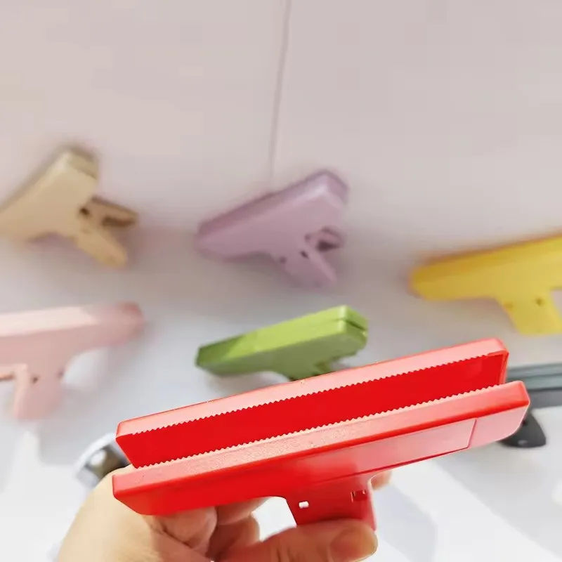 10 ألوان لون الحلوى ملف تذكرة كليب لطيف حساب اليد تخزين امتصاص المغناطيسي مشبك ذيل طويل مكتب والأدوات المدرسية الموثق #5