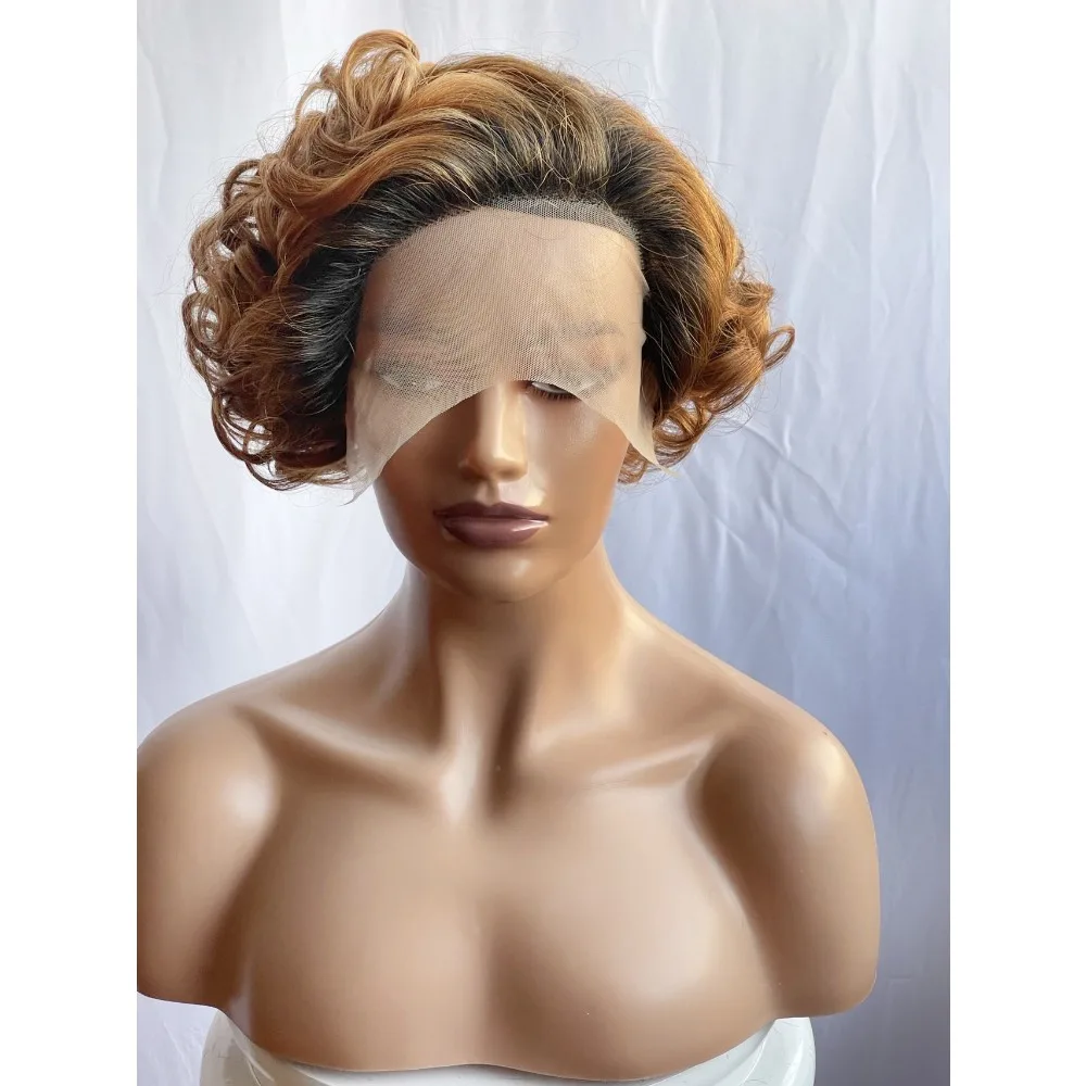 شعر بشري حقيقي قصير مجعد على شكل حرف C من الأمام، مجعد قليلاً، تجعيدات كبيرة متدرجة، شعر بشري حقيقي للنساء، للاستخدام اليومي والمناسبات