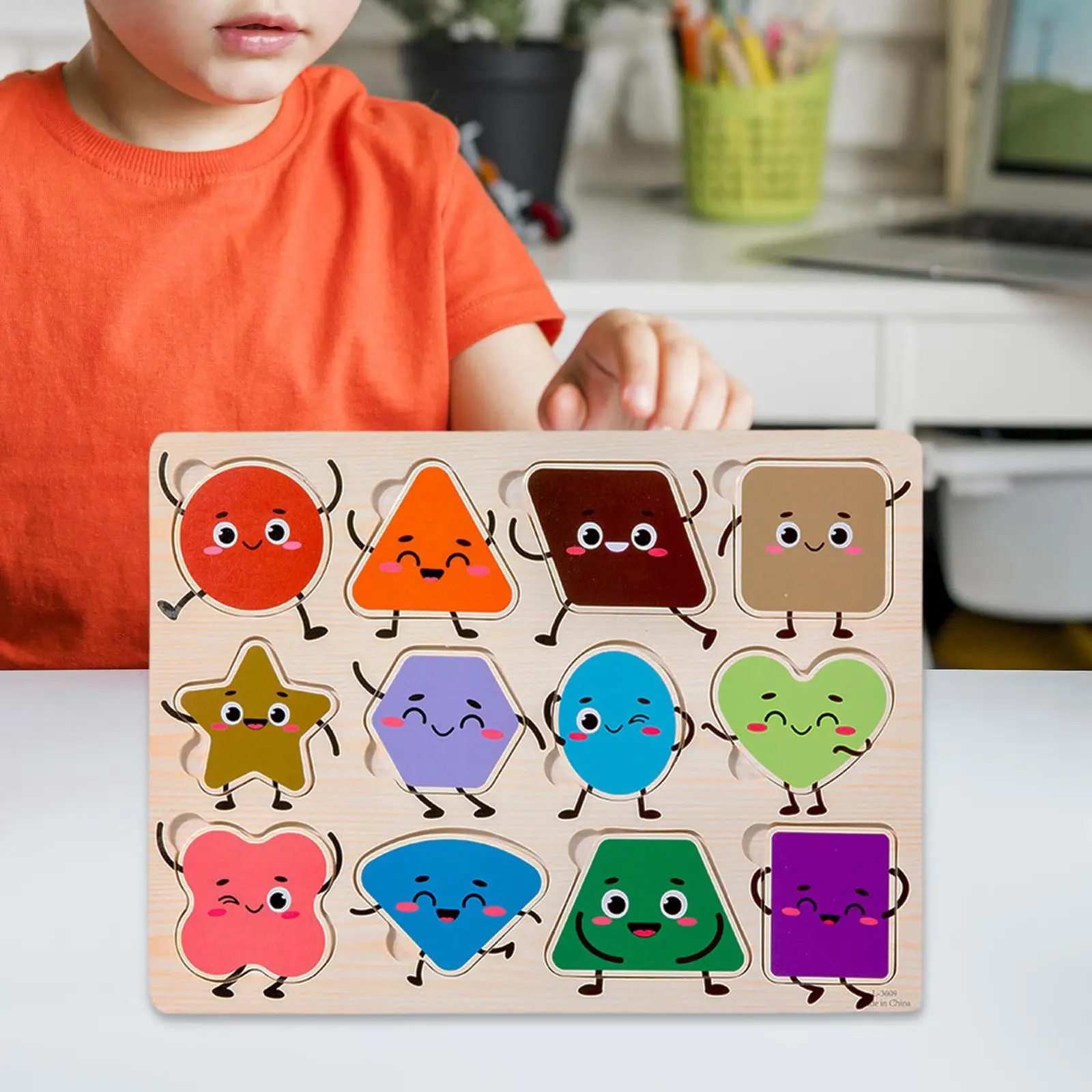 

Shape Matching Board Motor Skills Developmental Toy Montessori Toy Wooden Shape Puzzles for Ages 2~4 Boy and Girls Holiday Gift