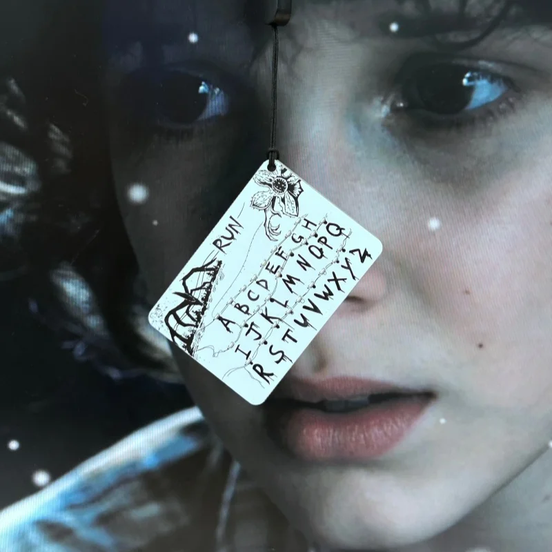 

НОВЫЙ мистический светящийся музыкальный мешок ручной работы, подвеска, светодиодный брелок, темный фэнтезийный магнит на холодильник, абстрактный брелок, светящийся орнамент, подарки