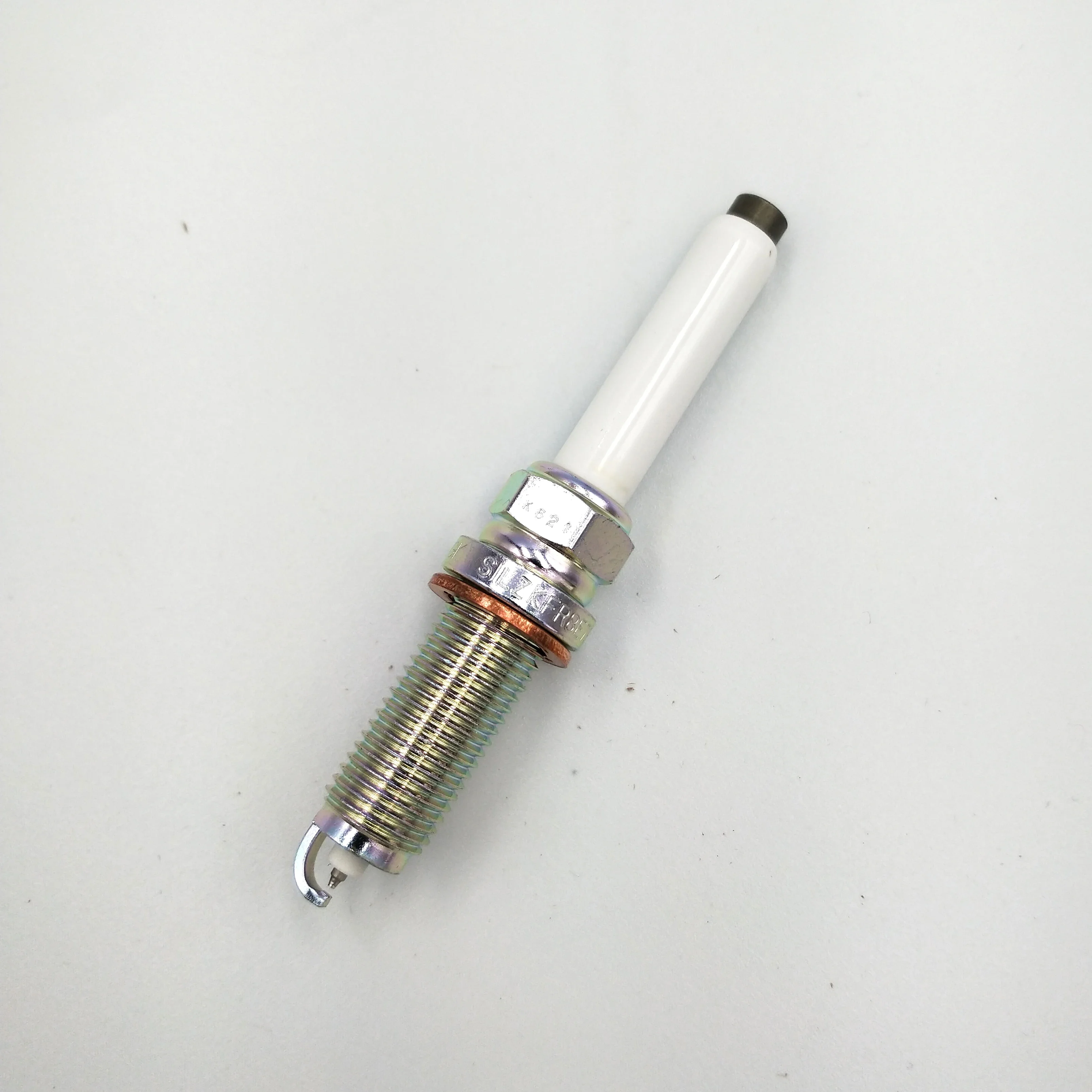 

4/6pcs A0041597903 SILZKFR8E7S Platinum Spark Plug For Mercedes-Benz C300 CLA250 GLC300 Metris