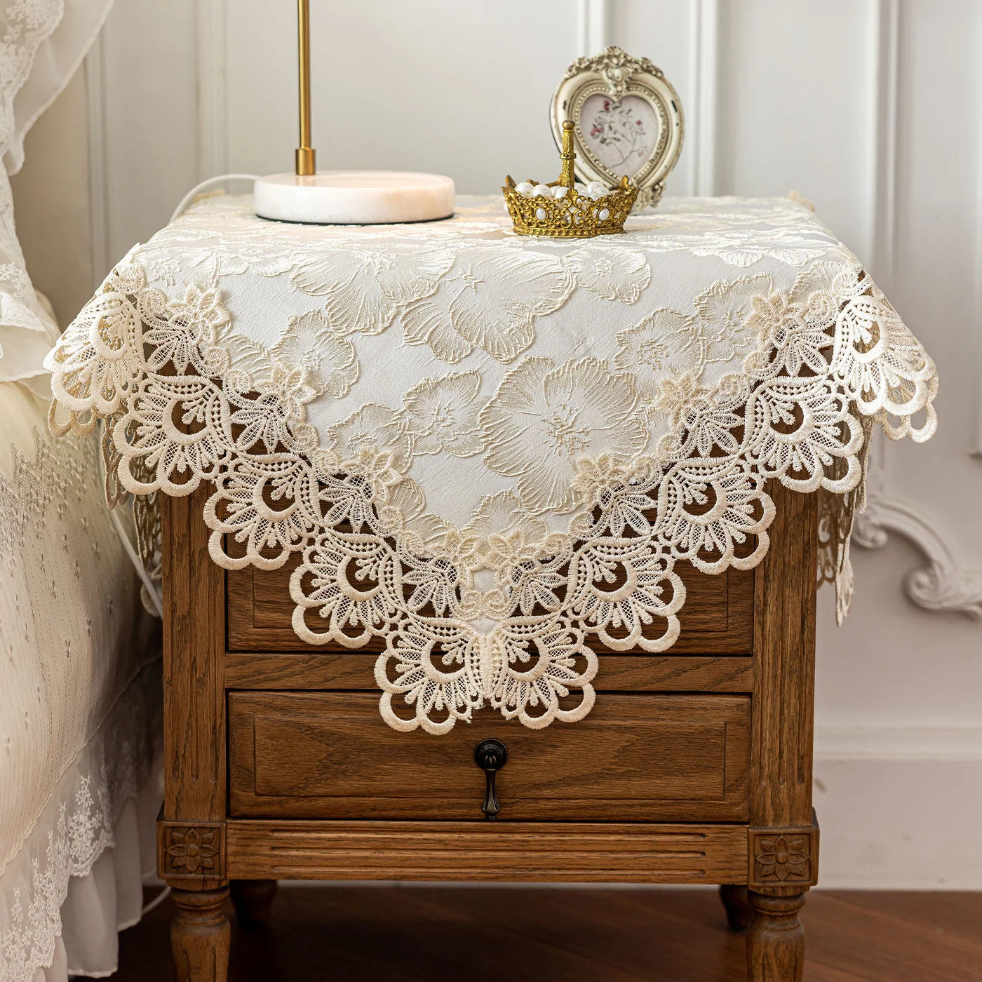 Hollowed-Out Bedside Table Cover Cloth Lace Light Luxury Square Tablecloth Dust Cover Refrigerator Washing Machine Dust Cover