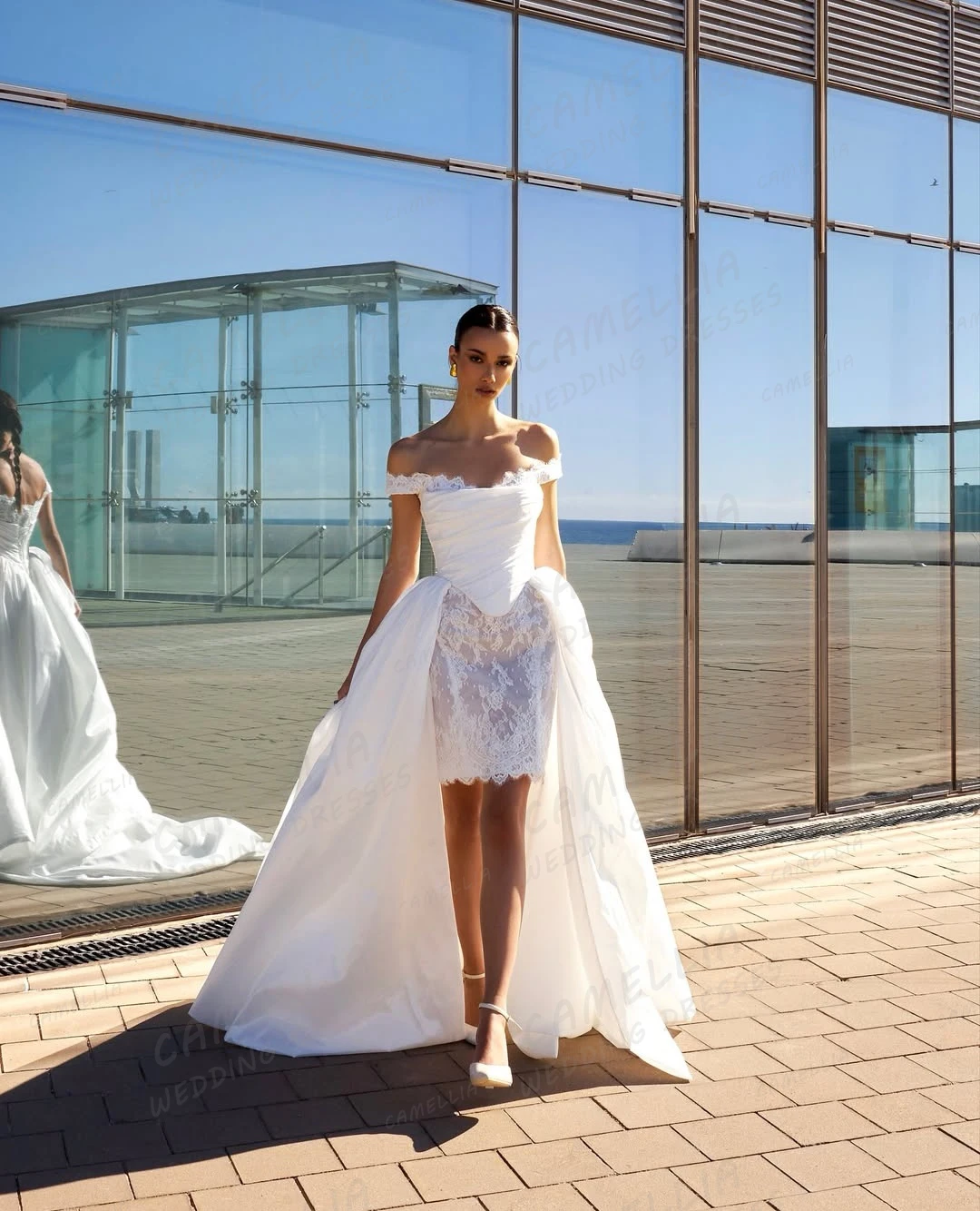 Lace Satin Wedding Dresses Mermaid Women's Sexy Appliques Short Bridal Gowns Formal Sweep Train Vestidos De Novia Customized