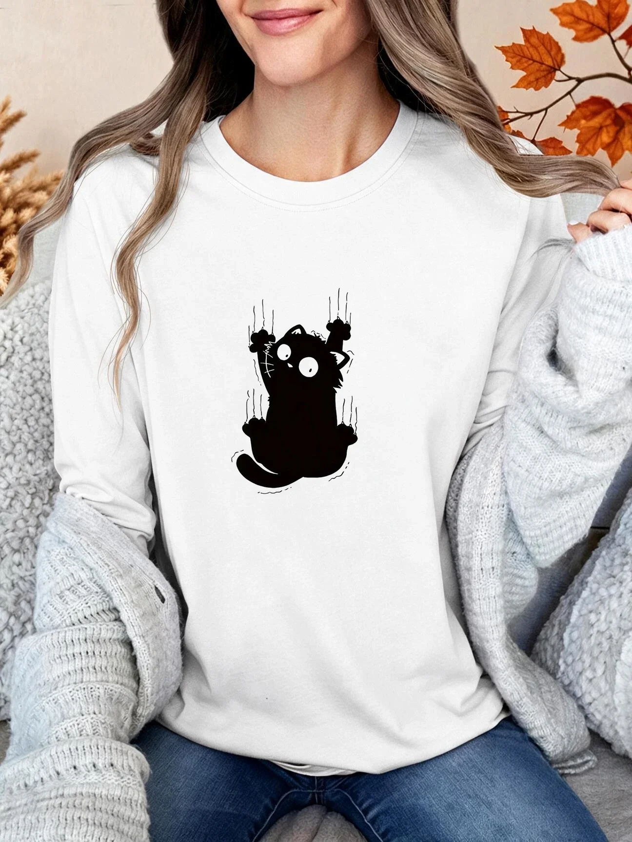 2026 Girls Funny Climb Cute Cat Design Print T-shirt Long Sleeve Crew Neck Casual All Season Women's Clothing Top Tee Outfit Female
