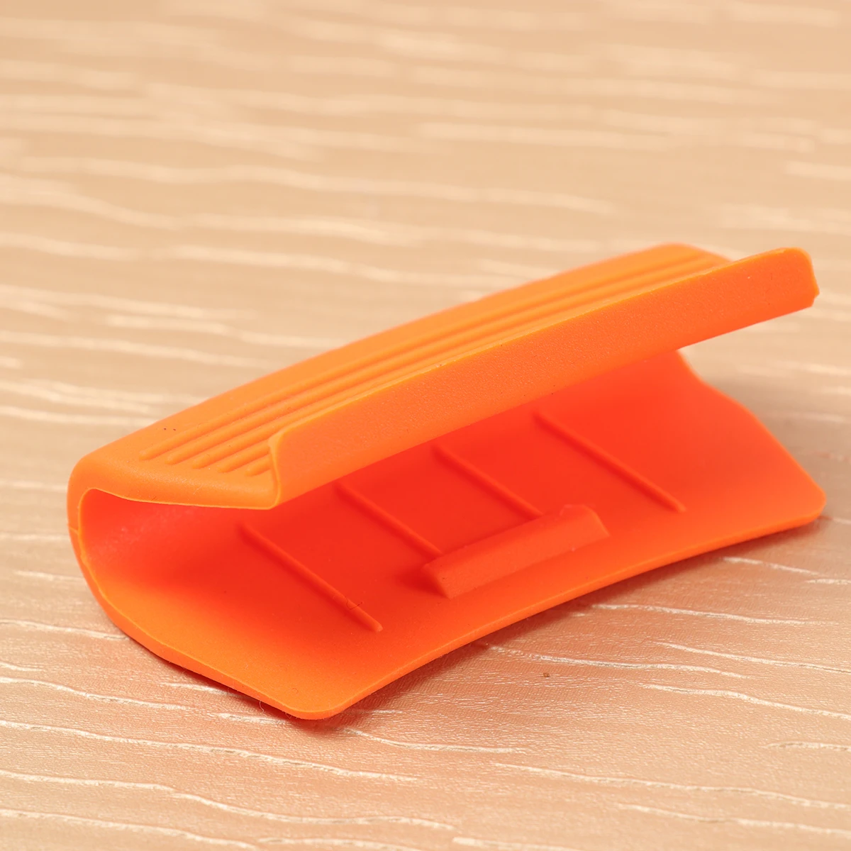 

2Pcs Silicone Anti-Scald Plate Clips Heat Resistant Mitts Red Bowl Holder for Microwave Oven Cookware Protection