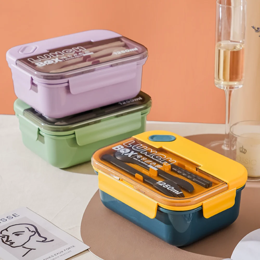 Minimalist Japanese Style Portable Cutlery Lunch Box Plastic Simple Portable Lunch Box Portable Portioned Lunch Box