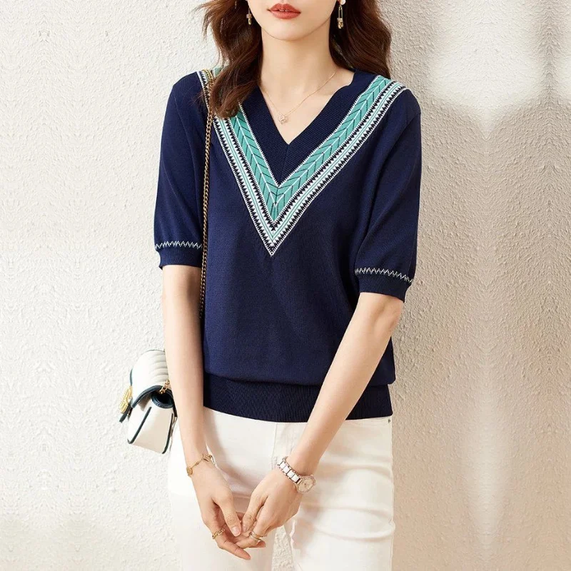 女性用Vネック半袖Tシャツ,上質でカジュアルな夏服,数色,韓 - Summer Clothing Colors のレビューと価格
