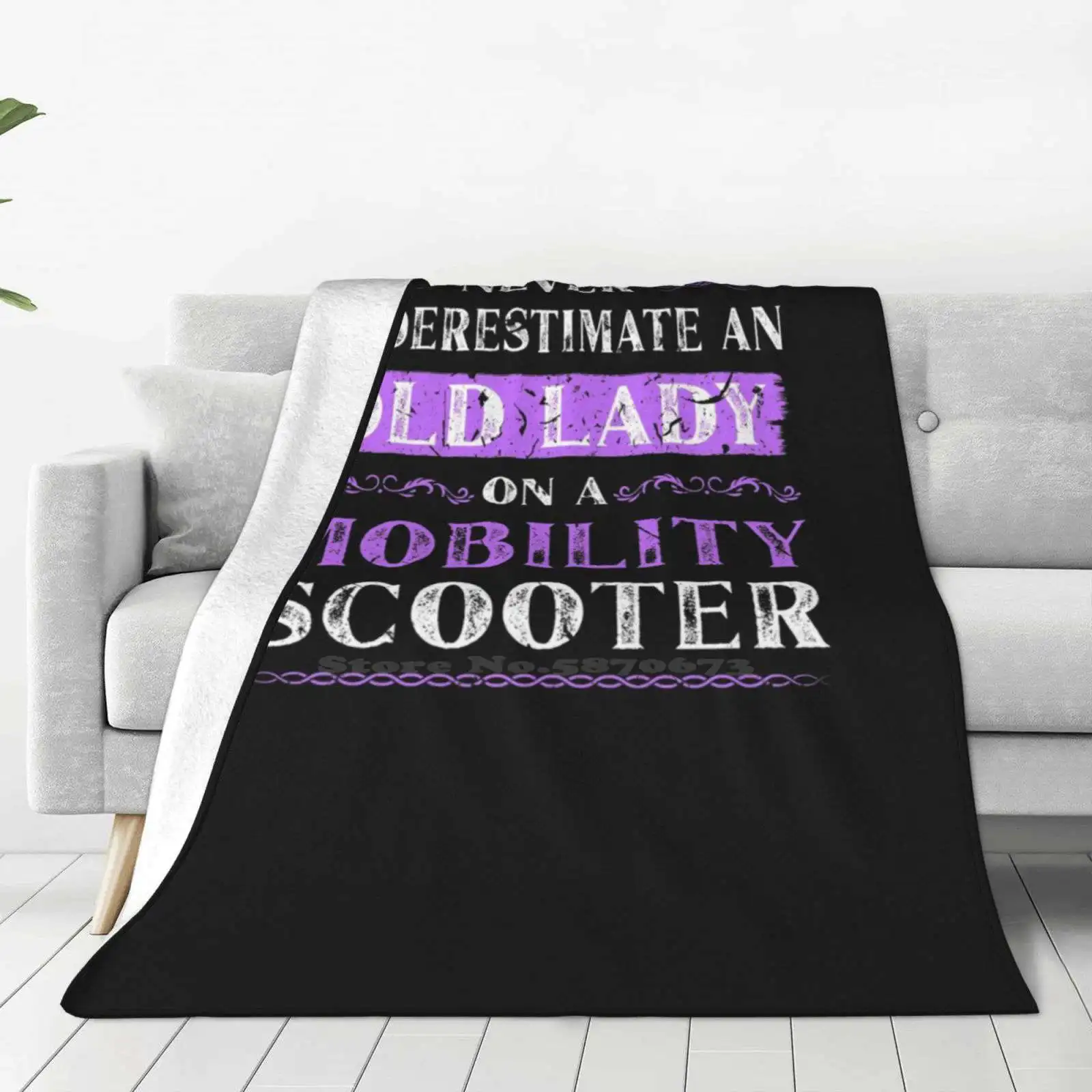 Old Woman Mobility Scooter Grandma Hot Sale Printing High Qiality Warm Flannel Blanket Mobility Scooter Disability Grandparents