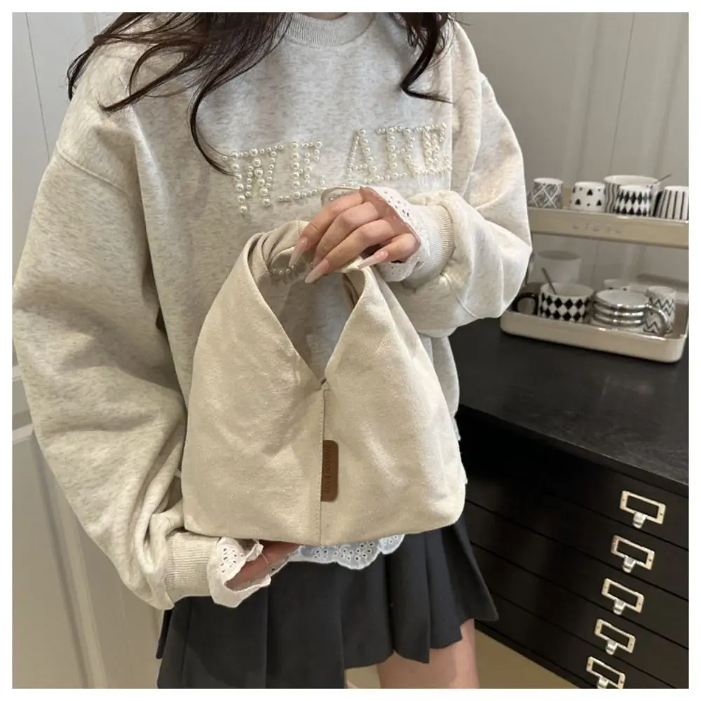 Bolso de pana con estampado de fresa a la moda, bolso pequeño de lona, bolso de tela de gran capacidad, bolso de axila a la moda para primavera y verano