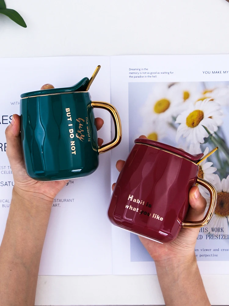 

Cerc Mugs Couple Creative Water Cups with Lid Spoon Nordic INS Men Women Drinking Cup Fre Sle Handmade Adult Utensils