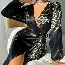Sexy Women Night Robe V-Neck Sexy Silk Robe With Belt Short Satin Kimono Robe Sleepwear Bathrobe Bridesmaid Dressing Gown