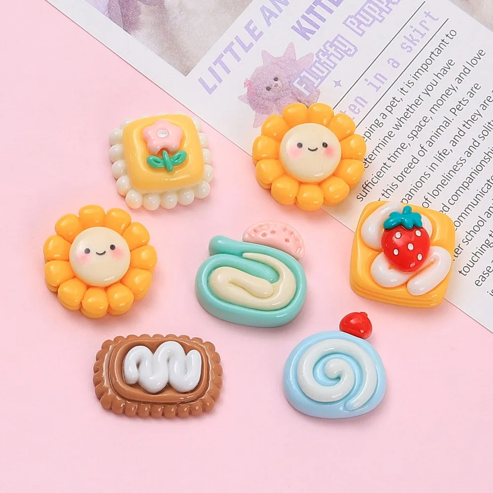 10Pcs Kawii resin strawberry cake Series Miniature Flat Back Cabochons For Hairpin Scrapbooking DIY Home Decor Craft Accessories