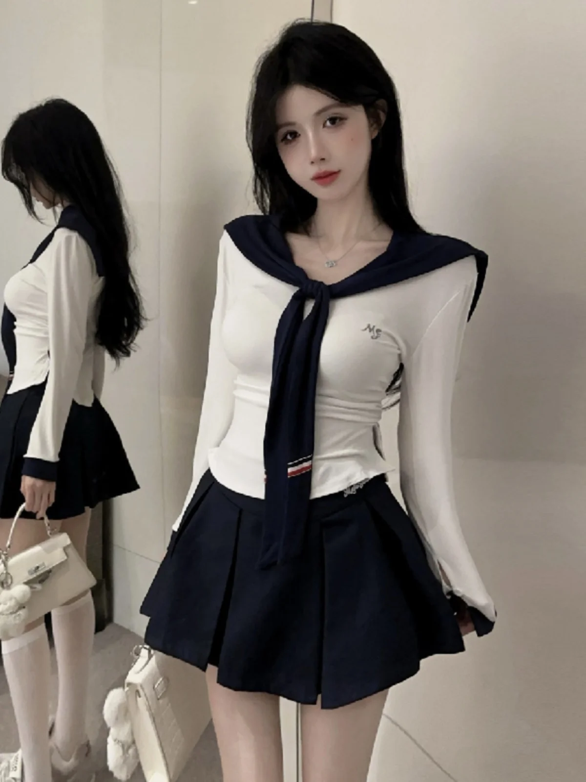 

Sweet And Spicy Color Blo Long Sve Slim Fit T-irt And High Waist Skirt orm Set for Women College Sle