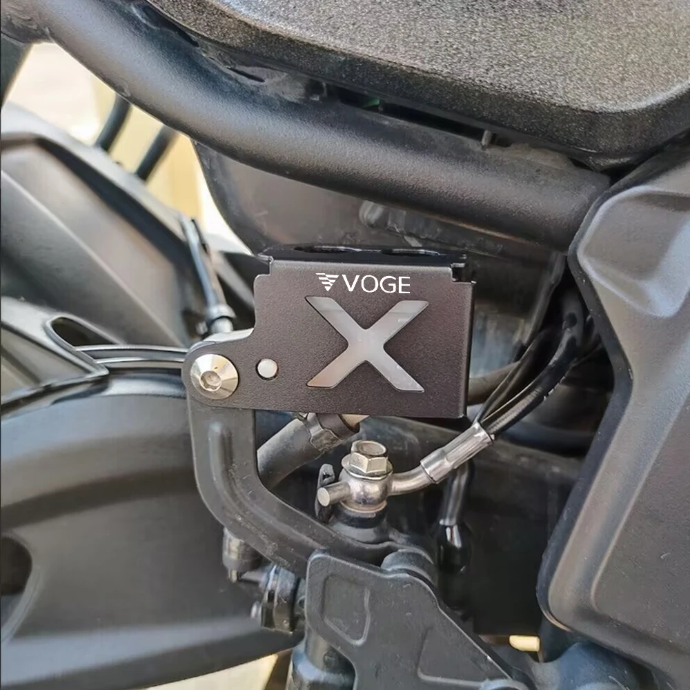 

For VOGE 525AC 525ACX 525 AC ACX 525 AC525 ACX525 2022-2026 Motorcycle Rear Brake Fluid Reservoir Cover Guard Oil Cup Protector