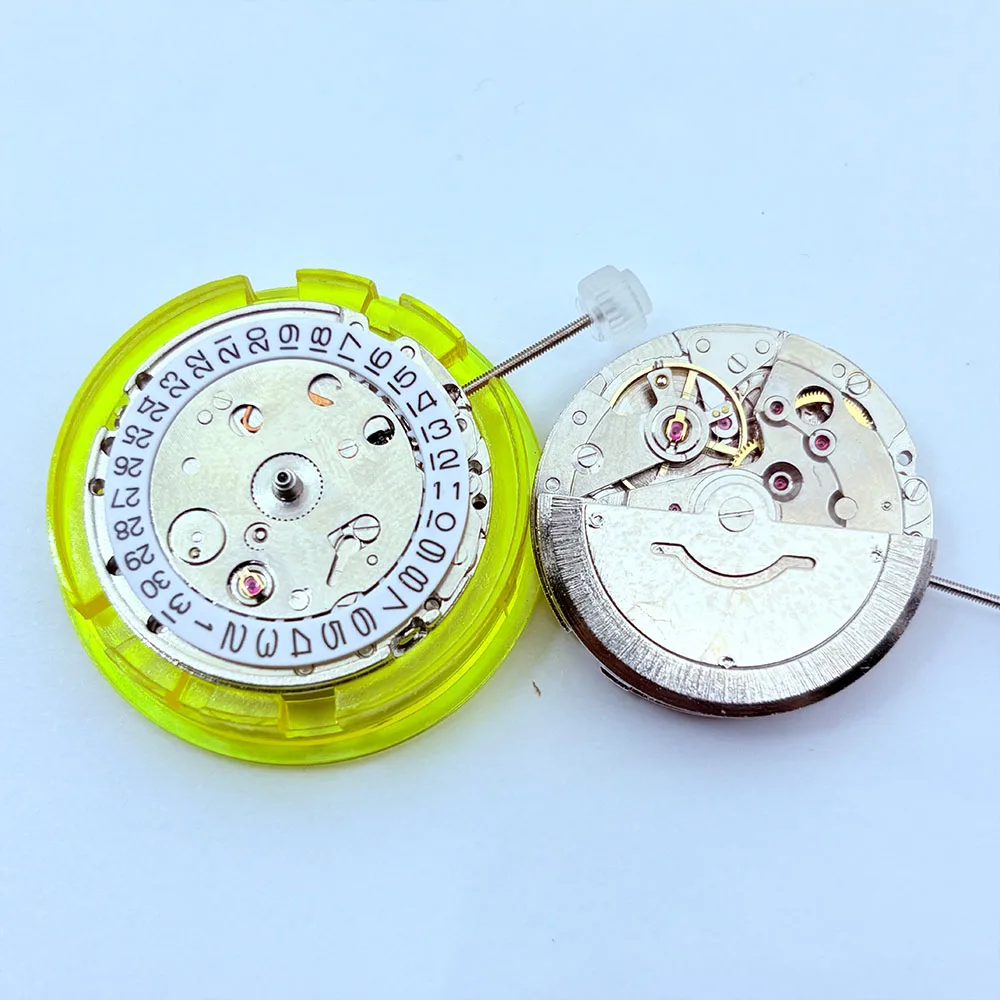 إكسسوارات الساعة 8205 حركة ماكينة ذهبية ميكانيكية أوتوماتيكية محلية ماكينة بيضاء تقويم واحد شبه أوتوماتيكية 1 قطعة