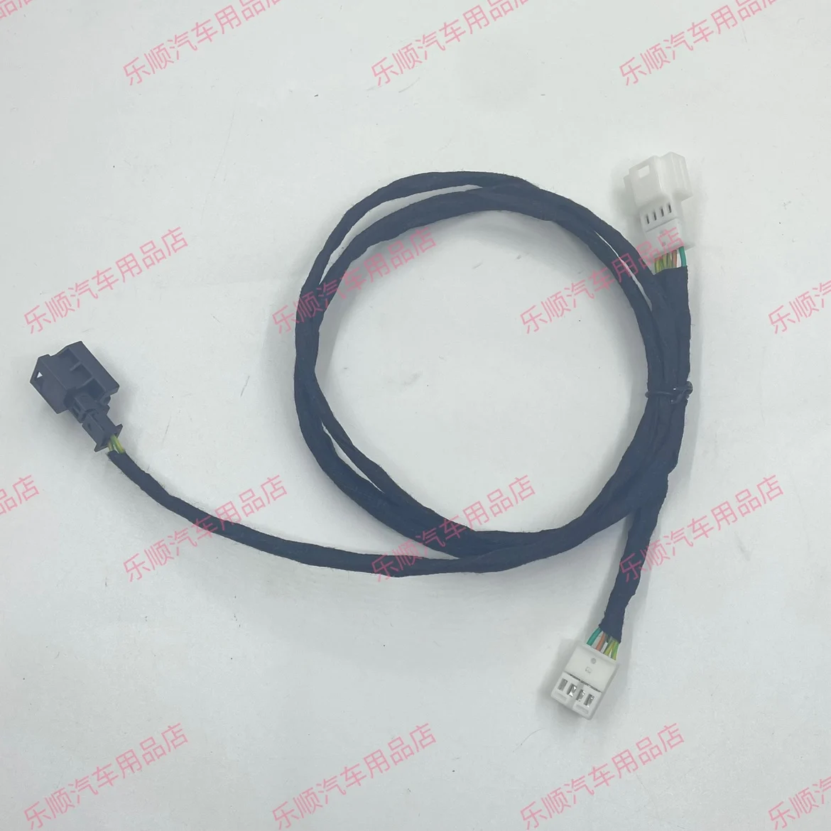 -Benz installed threshold light plate adapter cable GLB model foot light 4p transfer threshold light 2p lossless wiring harness