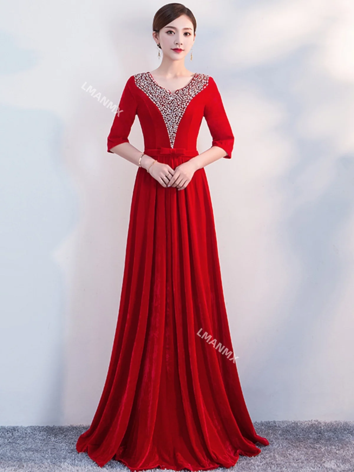 Long skirt new adult solo modern middle-aged and elderly red song conductor slim evening gown