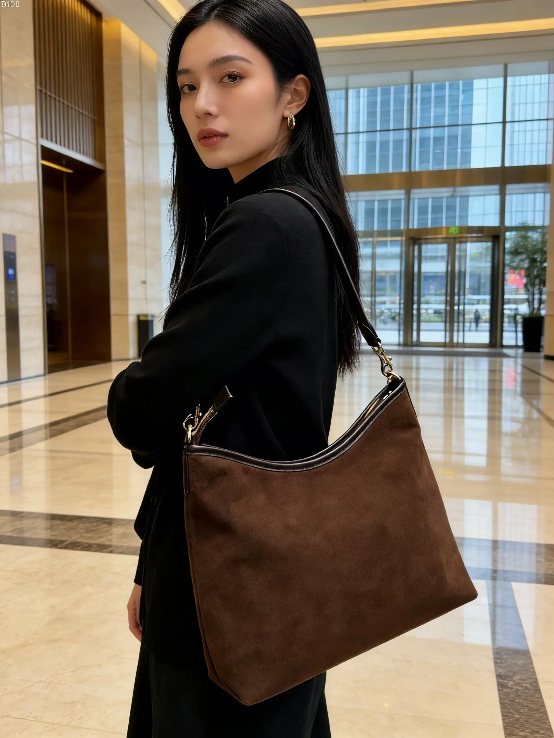 Classic design women's shoulder bag, simple and elegant leather handbag, retro minimalist fashionable trendy crossbody bag