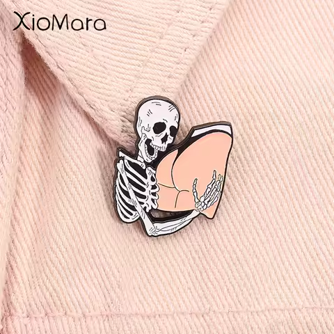 Funny Skeleton Hugging Enamel Pin Humorous Halloween Metal Brooch Lapel Backpack Badge Jewelry Accessories Gift for Friends
