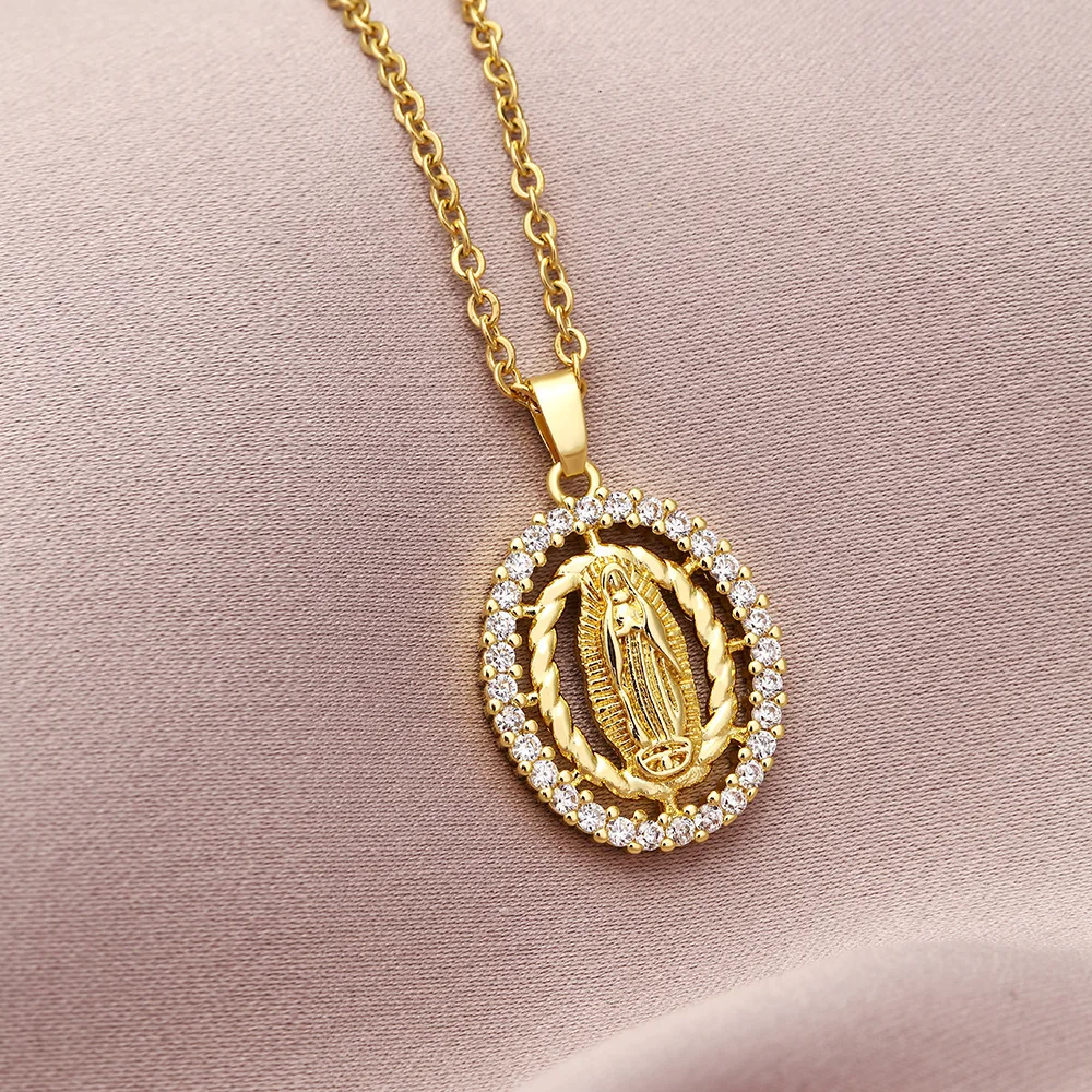 Halskette mit dem Motiv der Jungfrau Maria für Damen, bunter Zirkon-Anhänger, goldfarbene Kette, modischer Schmuck für Frauen, geeignet für Gebete und Partys. – Detail 2