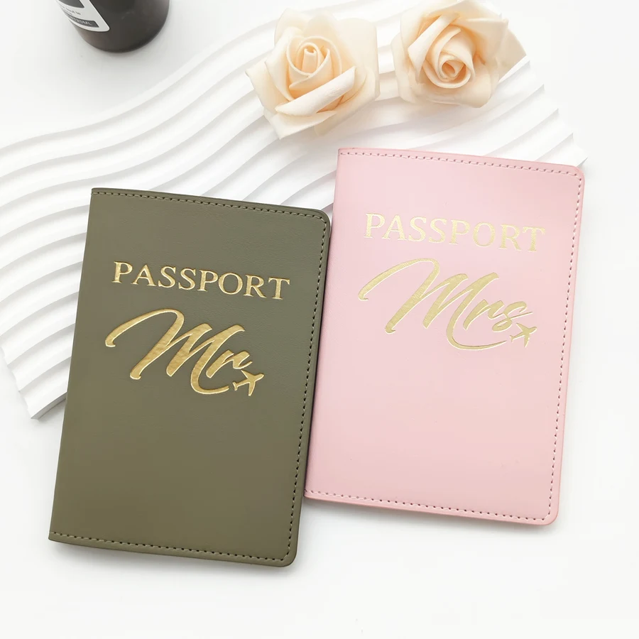 2PCS a Set Mr/Mrs Lovers Couples PU Leather Passport Cover Case Card Holder Travel Accessories Lightweight Wallet For Women Men