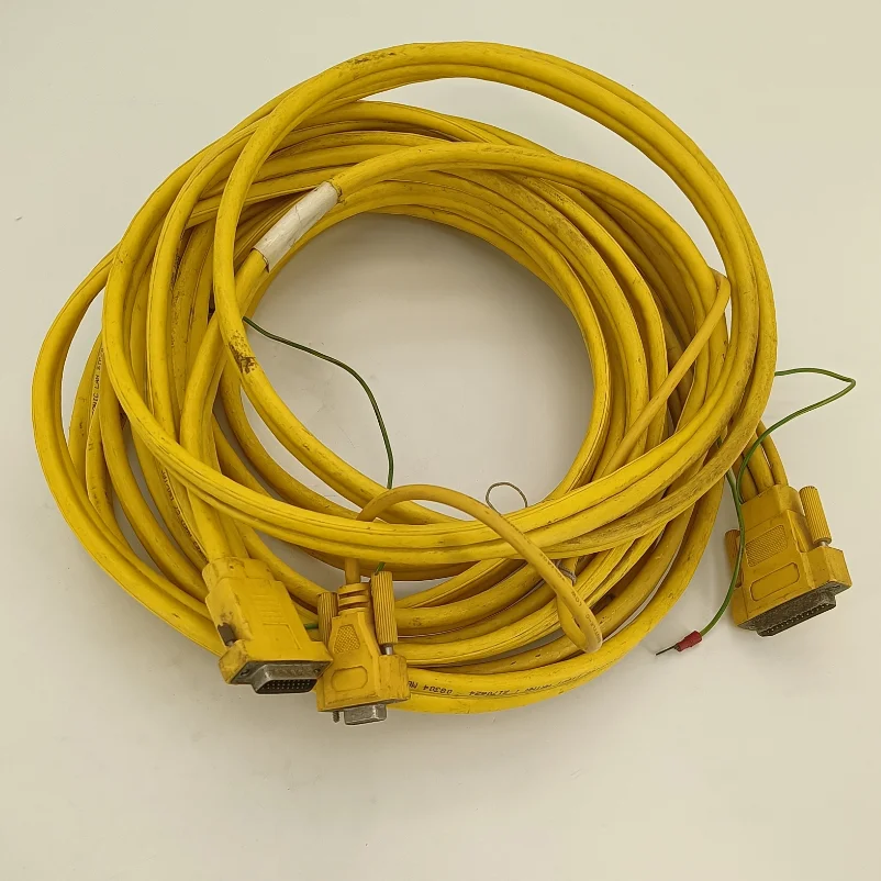 

Creo Scitex Dolev 800V Imagesetter Machine Connecting Cable Wire Original and Used