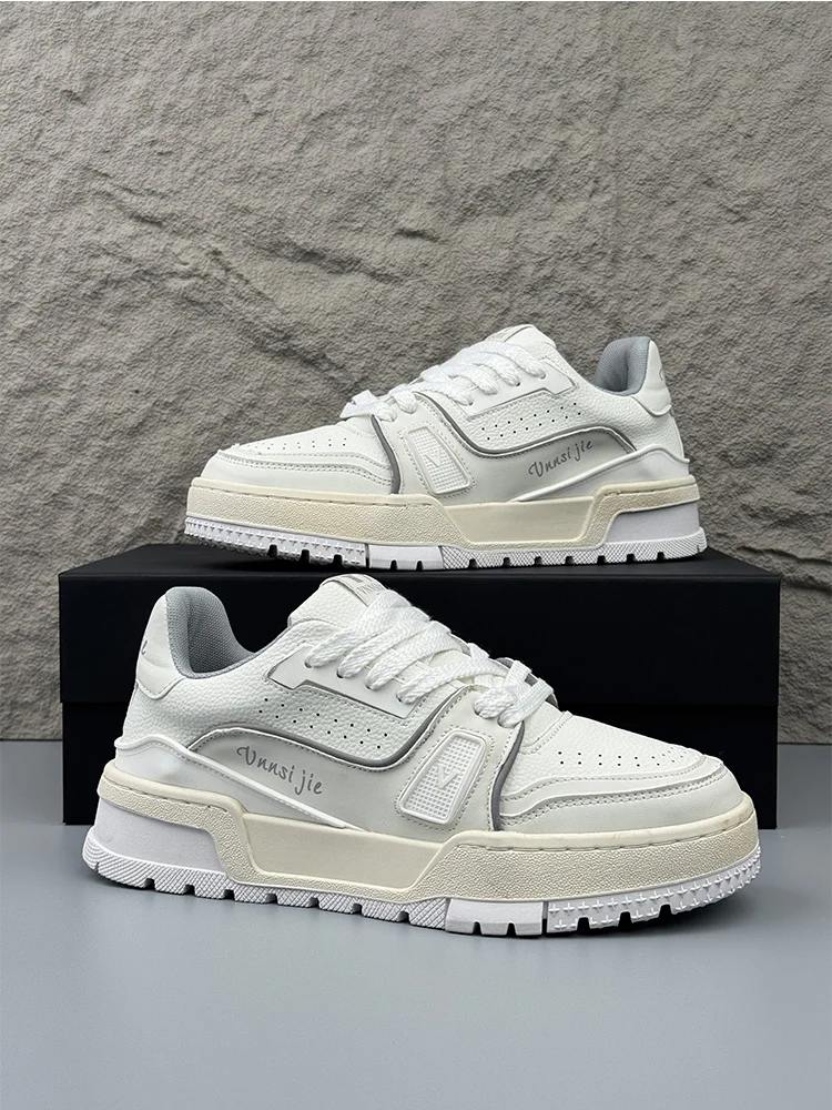 

Trendy Men's Thi Bot Board oes Versatile Casual Sneakers Breathable Comfortable Rubber Sole round Toe Spring 2026