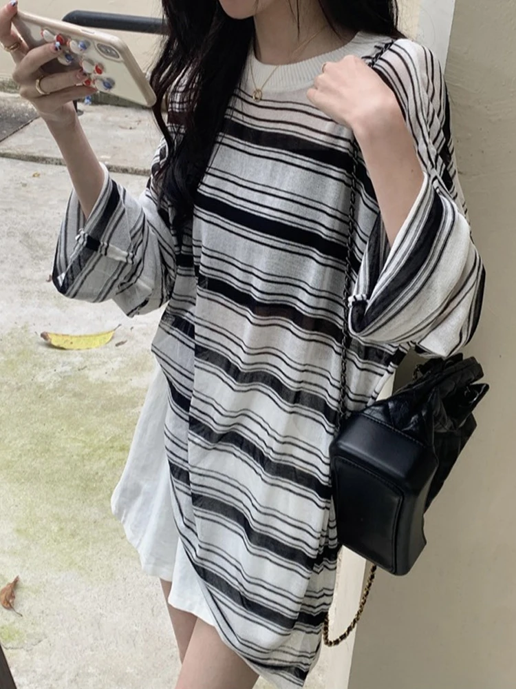 

Свободная корейская женская футболка, весна-лето, Новое поступление, тонкий солнцезащитный длинный вязаный топ све, универсальный полосатый топ