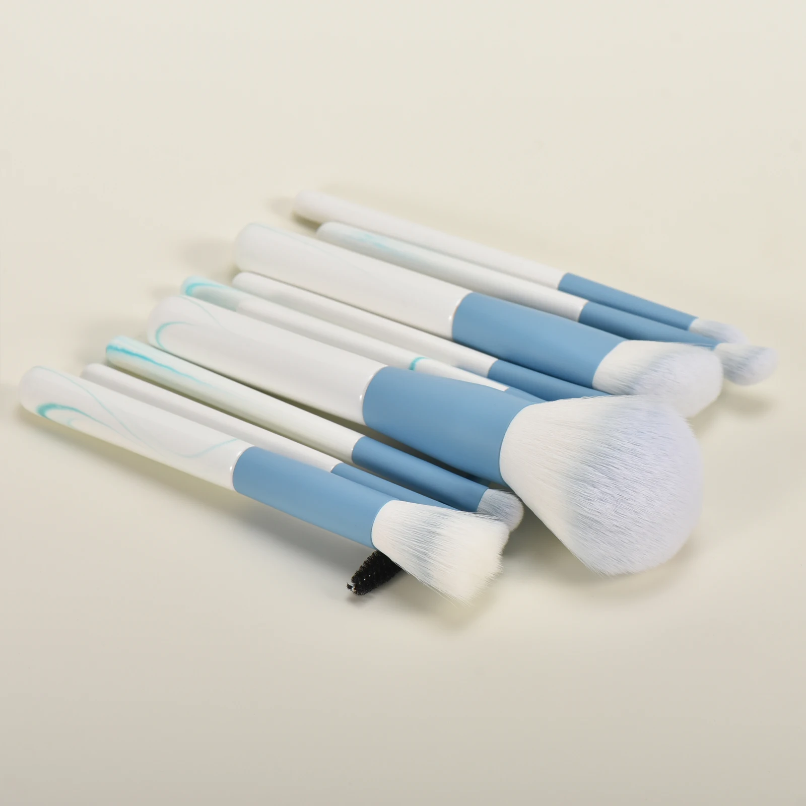 12 wooden handle makeup brush Large powder brush Dot Color brush eyeshadow concealer Eyebrow brush Makeup brush storage bucket