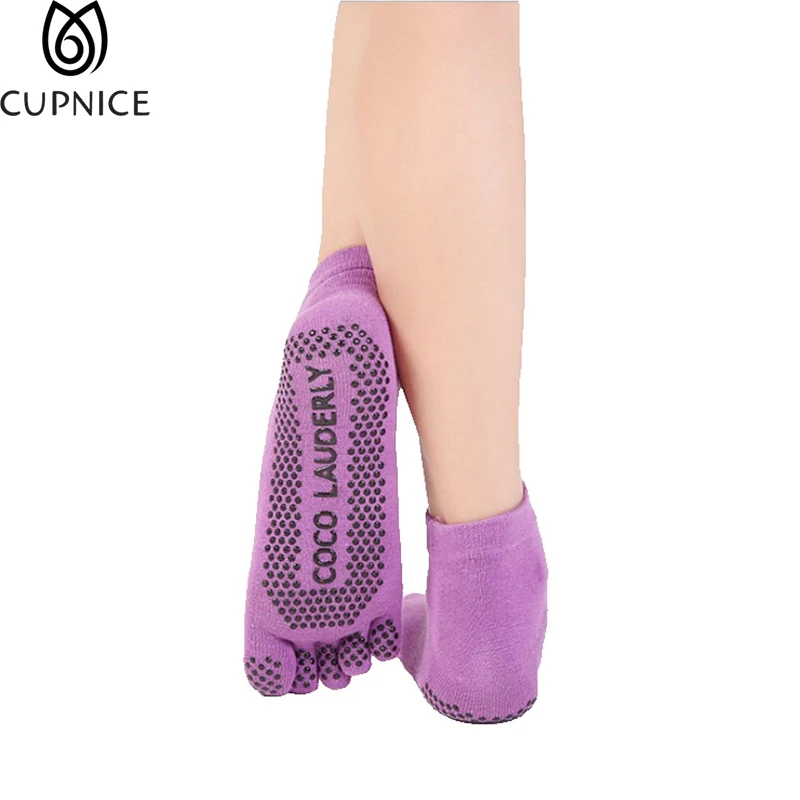 Women Yoga Silicone Socks Gloves Sets Half Toe Five Toed Non Slip Ladies Sports Socks Five-Finger Gloves