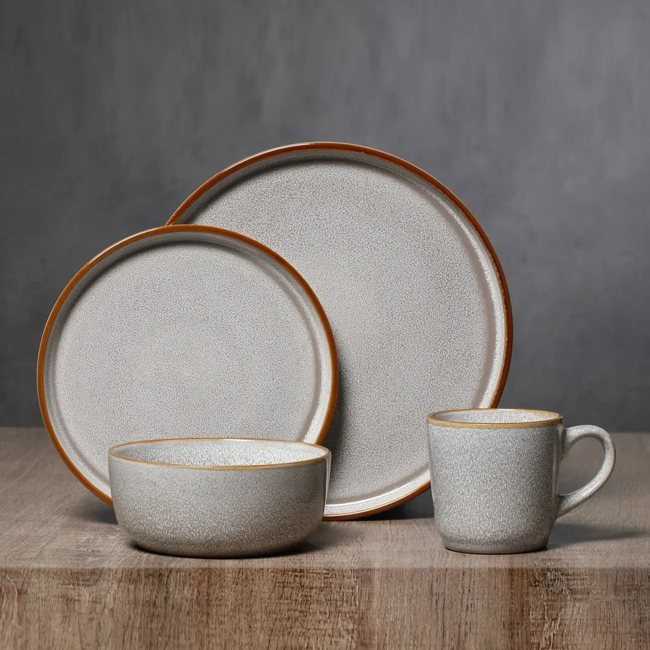 

%a 2021 Quality Merry Christmas Holiday Minimalist Crockery Printing Ceramic Plate Set Restaurant dishes plates dinnerware set