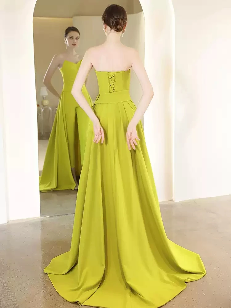 Nuovo Oliver Green Prom Party Dress 2026 Scollo a V senza maniche Tuta Abito formale Abito da spettacolo da sera Compleanno Robe De Soriee