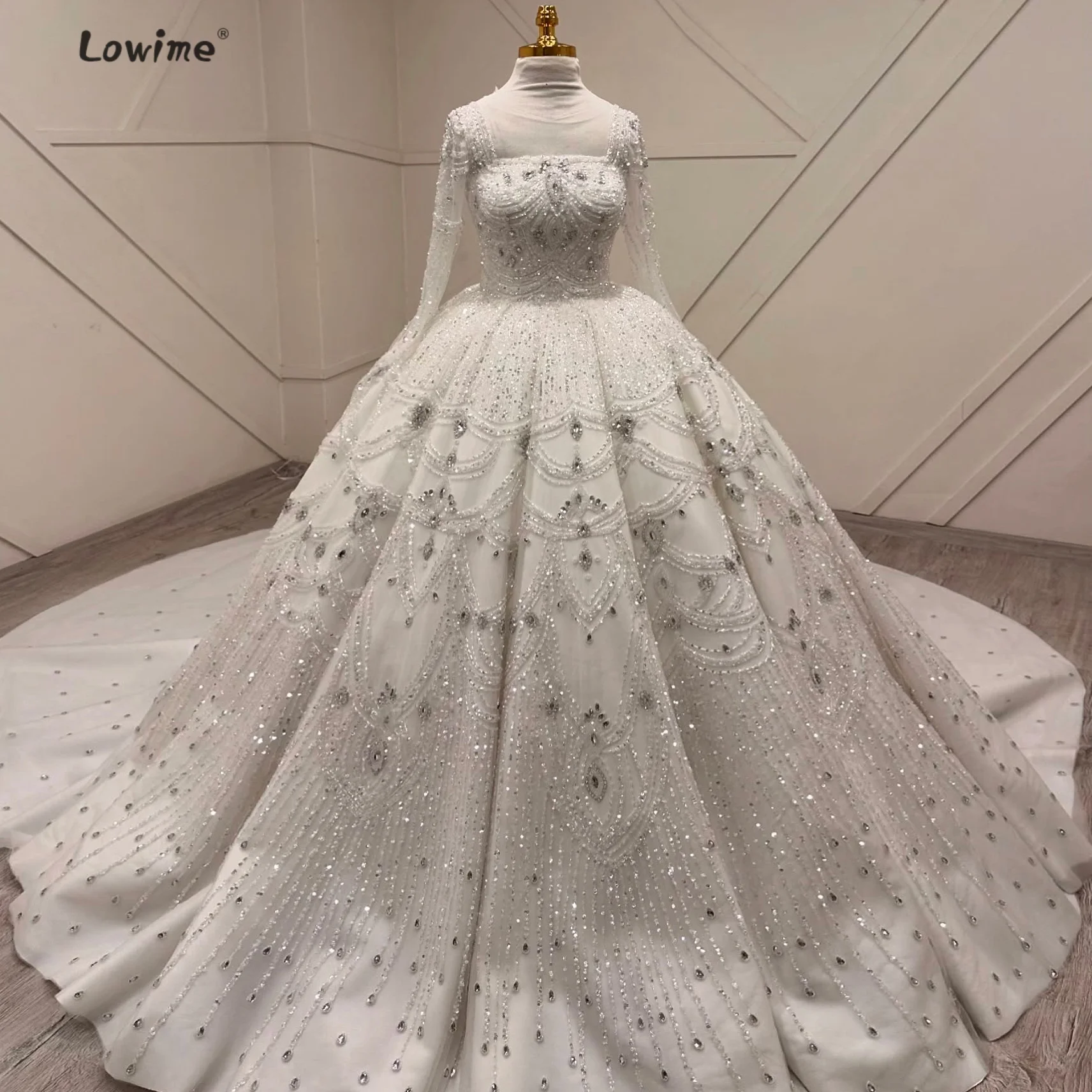 

White Wedding Dress Rhinestones Grand Dress Heavy Wedding Dress Bridal Wedding Dress Customizable Size Vestido De Novia