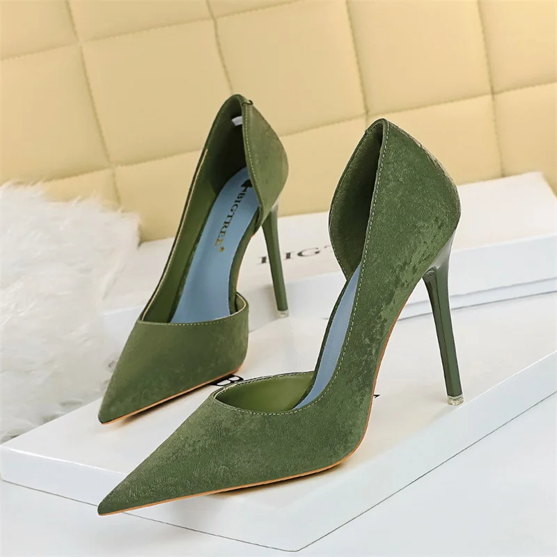 Slimming Hollow Sexy Stiletto Heels Woman Shallow Mouth Pointed Toe Pumps Black Blue Sliver Solid Cloth Surface Heels Shoes