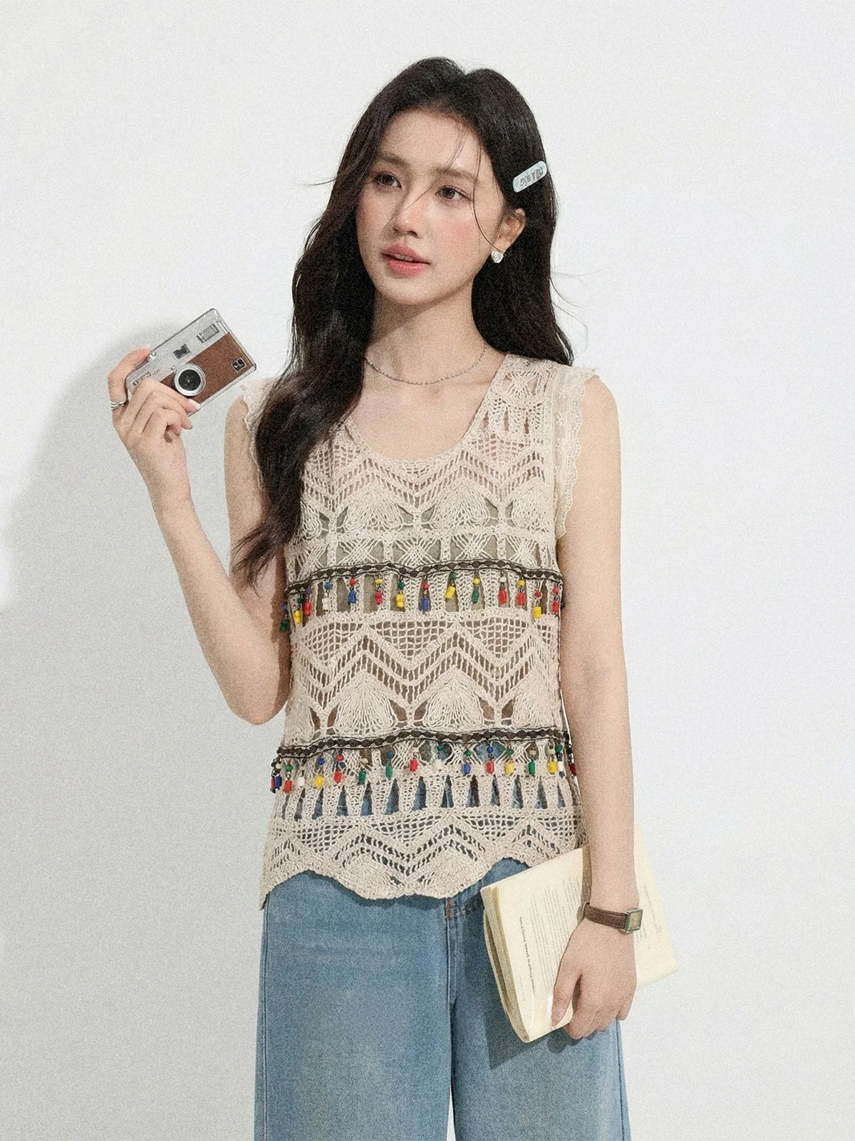 

Zhang Soda 2026 Summer New Hollow out Knitted Vest Women's Sleeveless Top in Apricot Color Unique Design Korean Style Loose Fit