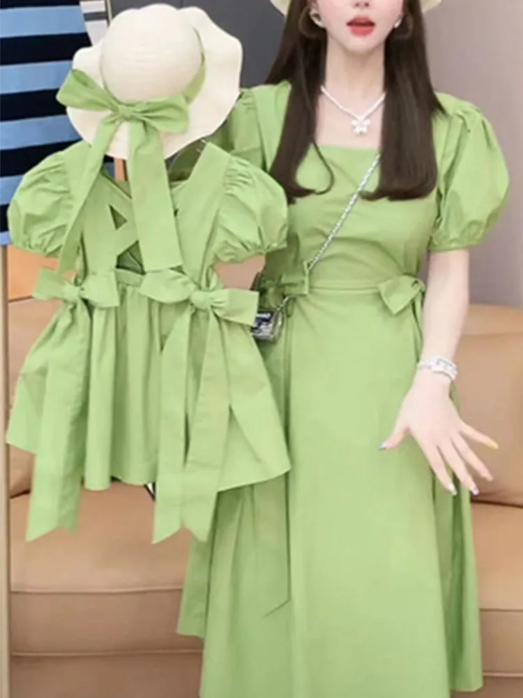 Girls Parent-child Dress Summer Tide Family of Three Avocado Green Bow Puff Sleeves Western Style Dresses  Summer